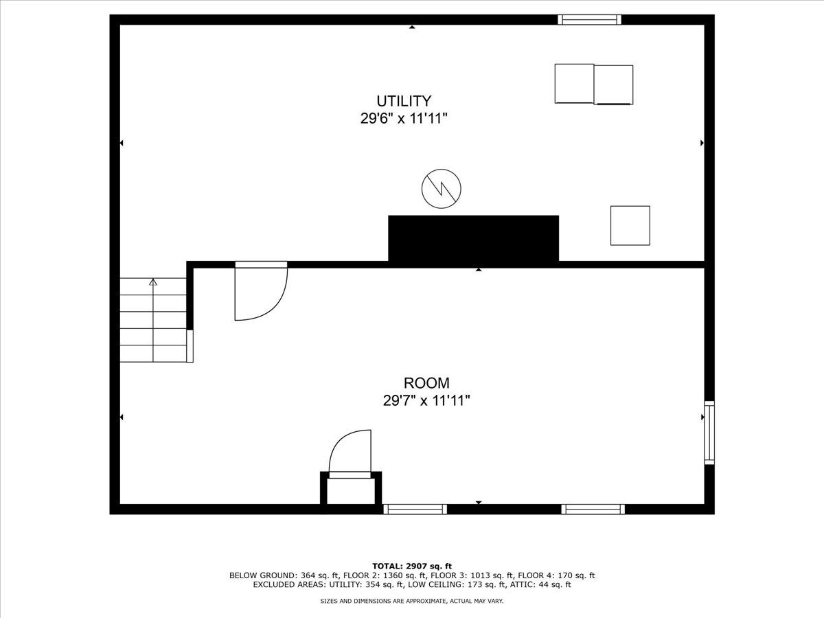 01-1st_floor_100_wolver_hollow_road_glen_head_with_dim